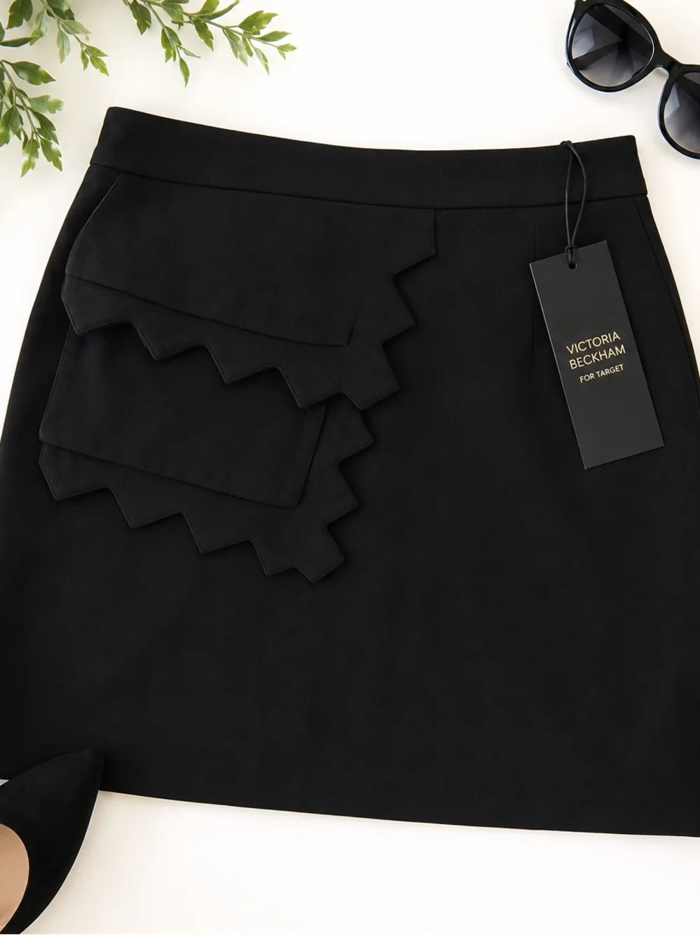NWT Victoria Beckham for Target Black Scalloped Zigzag Mini Skirt Plus 1X